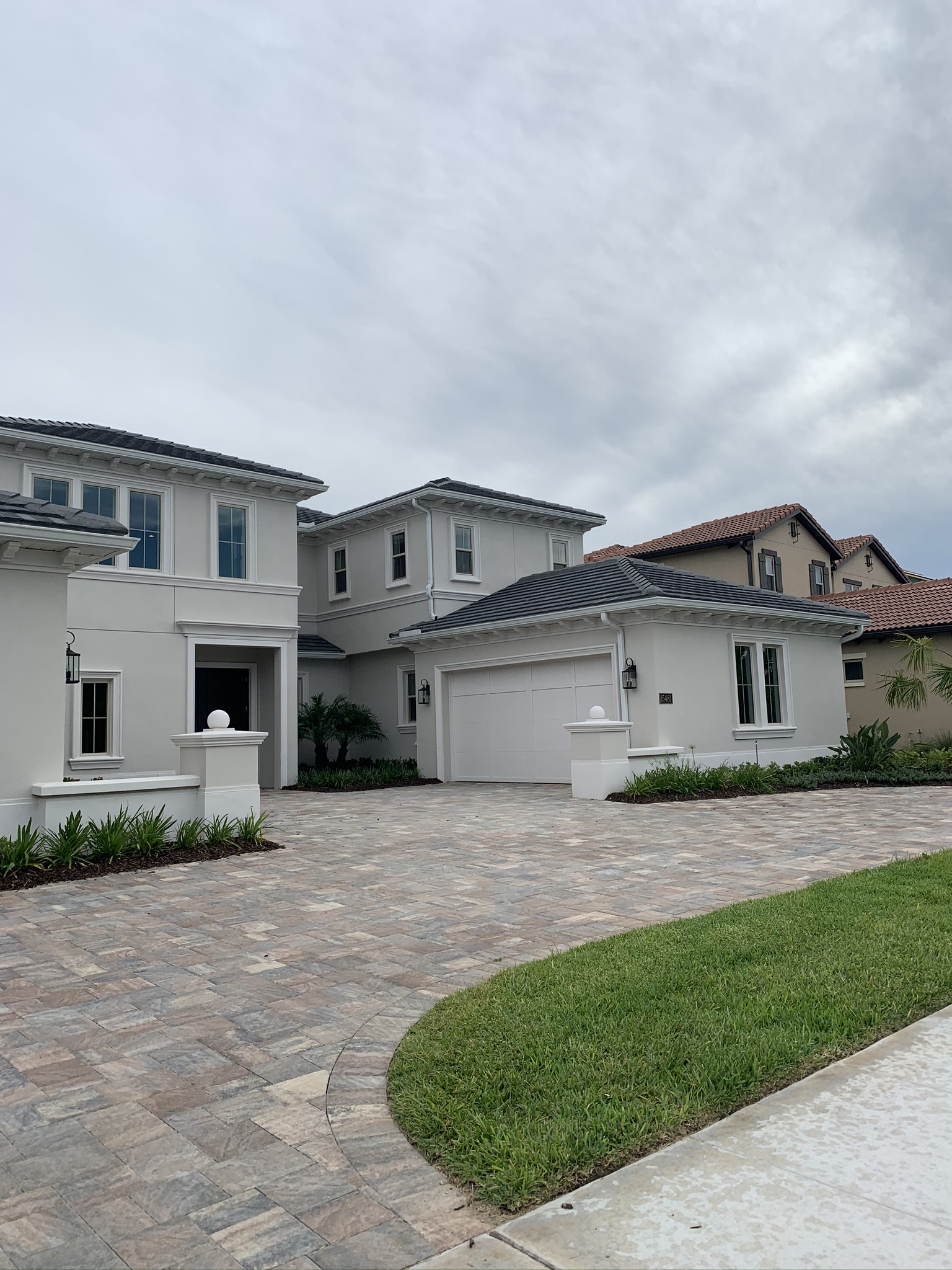 Completed two-story Central Florida home built by Wise Gies Construction