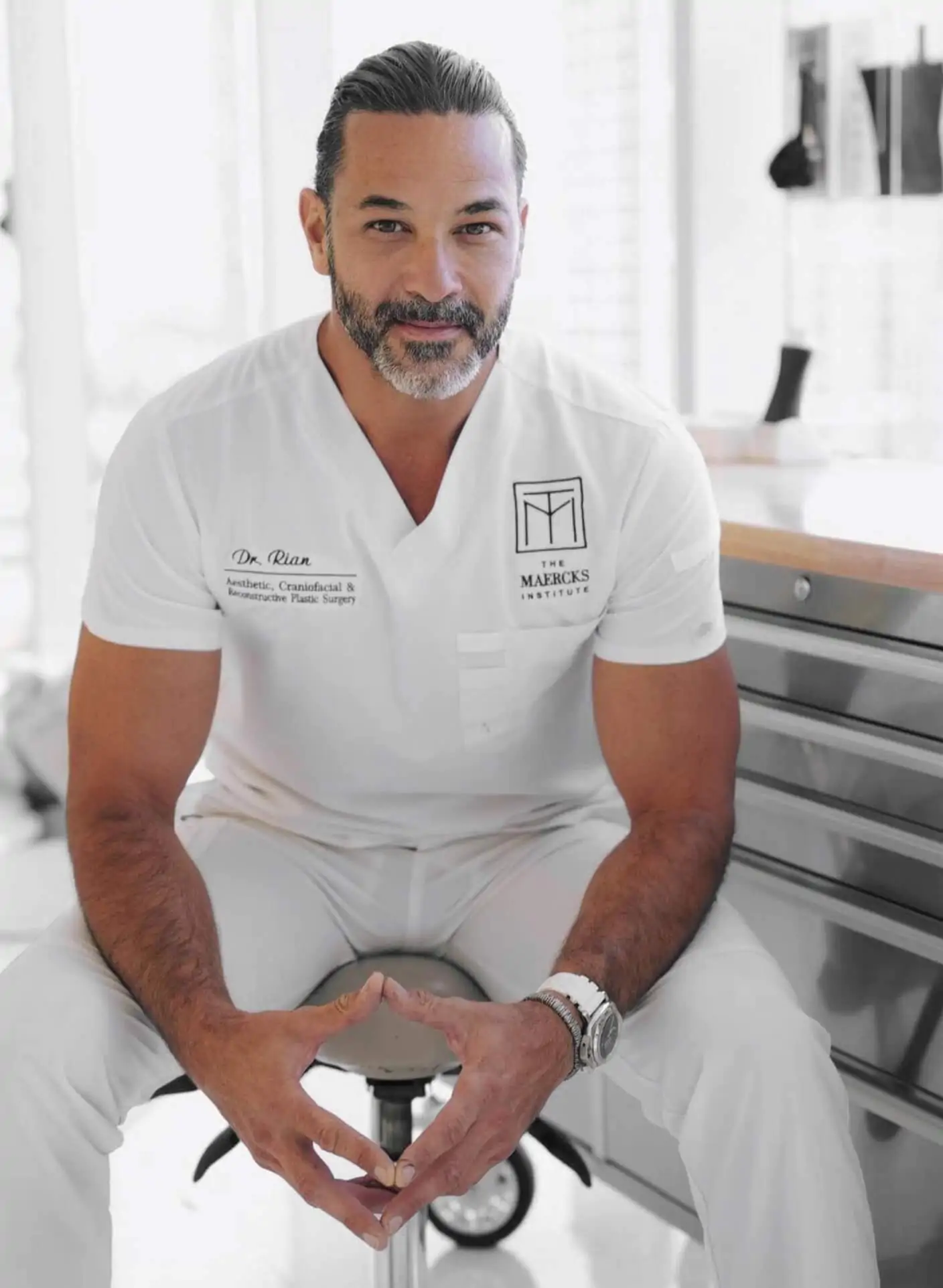 Dr. Rian Maercks at work